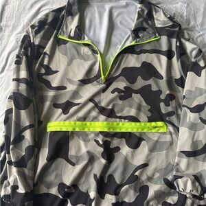 SHEIN Gray Camo Half-Zip Pullover with Neon Yellow Trim